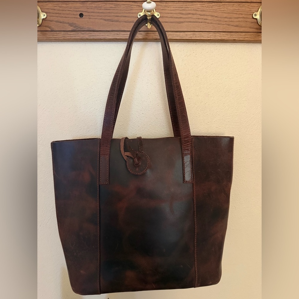 Classic dark brown tote